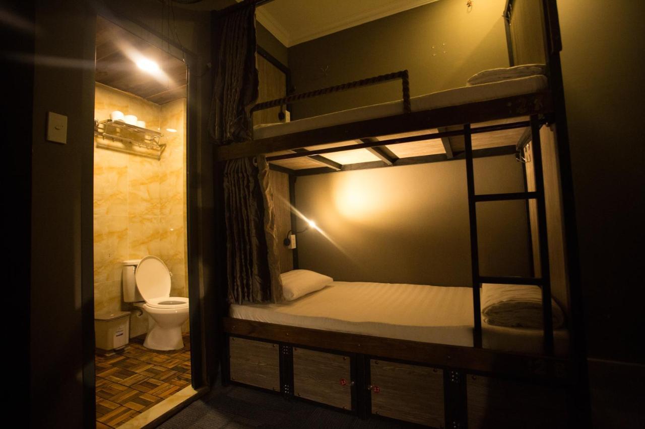 Sai Gon 1979 Hotel Хошимин Екстериор снимка